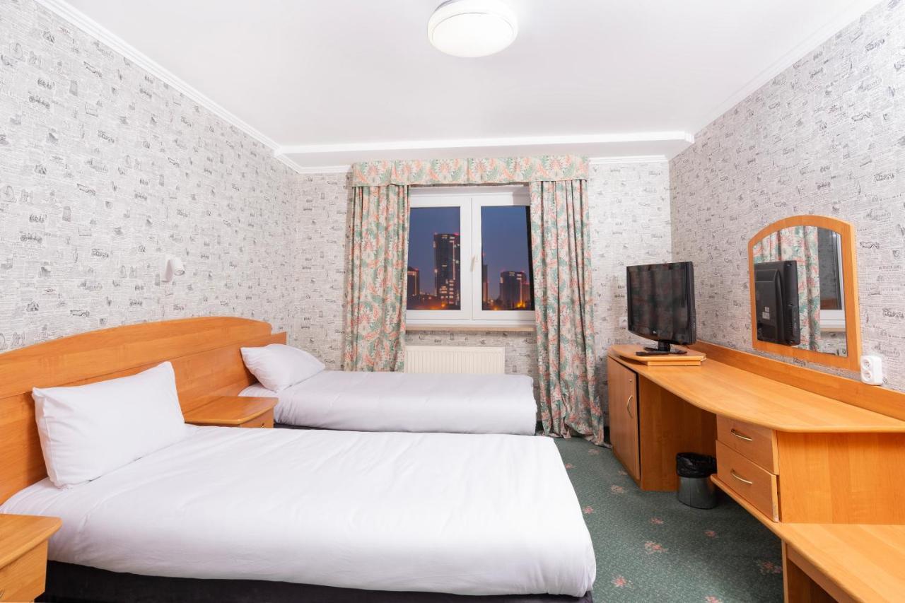 Hotel Victory Warsaw